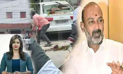 Bandi Sanjay: యాంకర్ సూసైడ్ నుంచి దృష్టి మళ్లించేందుకే మీడియా ఆఫీస్ పై దాడి: బండి సంజయ్