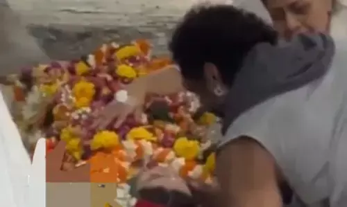 హార్ట్‌ బ్రేకింగ్.. ప్రముఖ నటి మృతి.. దహనం చేయొద్దంటూ రోదించిన భర్త(వీడియో)