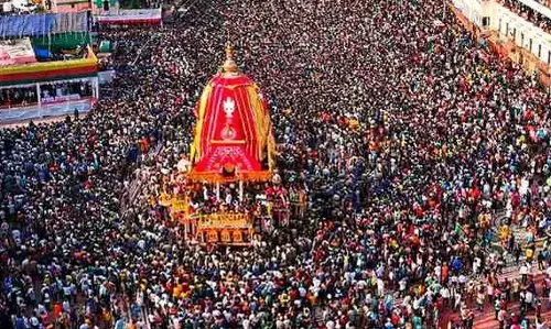 జగన్నాథ్ రథయాత్రకు వచ్చి అనారోగ్యం పాలైన 3,500 మంది భక్తులు!
