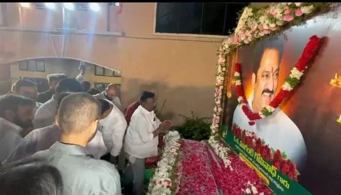 Hyderabad : మాగంటి గోపినాథ్ సంతాప సభ.. హాజరైన పలువురు నేతలు Hyderabad : మాగంటి గోపినాథ్ సంతాప సభ.. హాజరైన పలువురు నేతలు