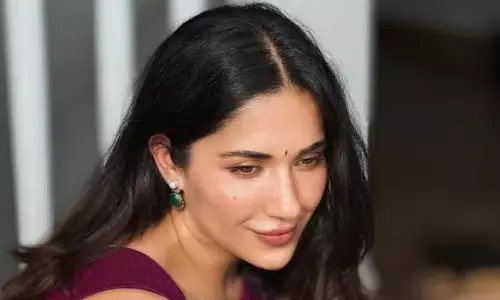 Ruhani Sharma : శారీ లుక్‌లో కనువిందు చేస్తున్న రుహాణి శర్మ
