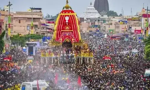 పూరీ రథయాత్రలో విషాదం.. కలెక్టర్, ఎస్పీపై బదిలీ వేటు