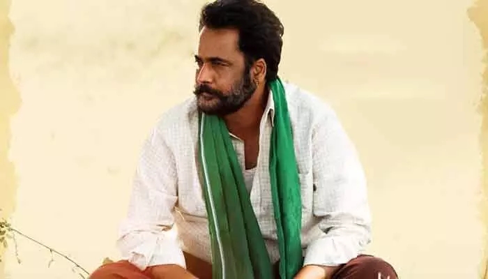Sivaji: మరోసారి వైల్డ్ క్యారెక్టర్తో వచ్చేస్తున్న శివాజీ.. సినిమా నుంచి పోస్టర్ రిలీజ్ Sivaji: మరోసారి వైల్డ్ క్యారెక్టర్తో వచ్చేస్తున్న శివాజీ.. సినిమా నుంచి పోస్టర్ రిలీజ్