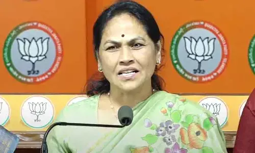తెలంగాణ సర్కార్ ఢిల్లీ కాంగ్రెస్‌ హైకమాండ్‌కు ఓ ఏటీఎం: కేంద్ర మంత్రి శోభా కరండ్లజే