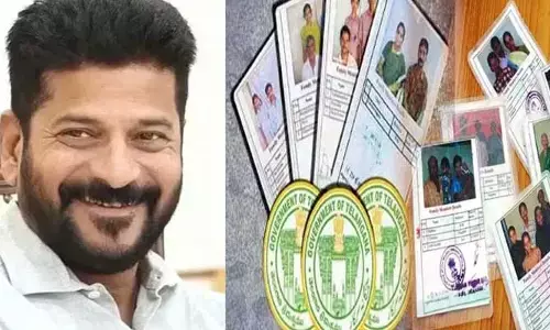 New Ration Cards:  కొత్త రేషన్ కార్డులపై గుడ్ న్యూస్.. పంపిణీకి ముహూర్తం ఫిక్స్ చేసిన ప్రభుత్వం