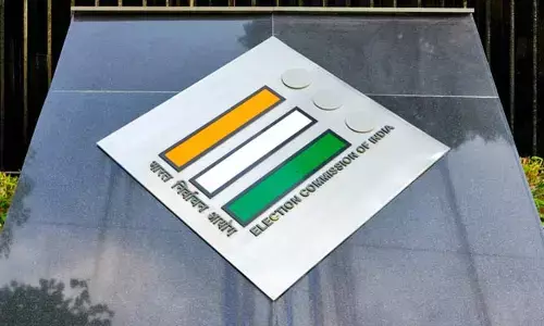 ఎన్నికల కమిషన్ హడావిడి.. అనుమానాస్పదమే!