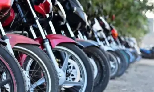 Two Wheelers: విదేశాల్లో మన బైకులకు భారీ గిరాకీ