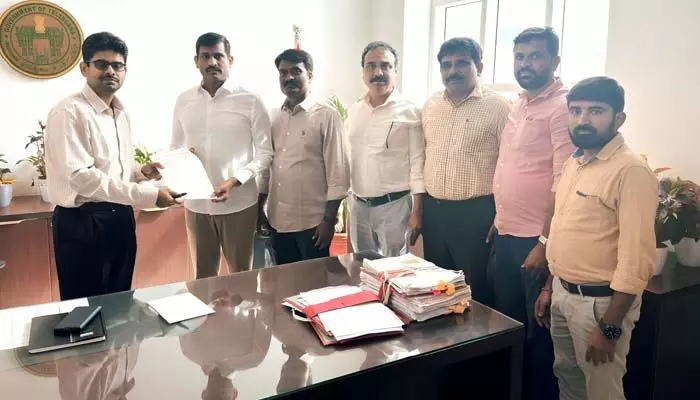 త్వరలోనే జీపీఓలకు నియామక పత్రాలు త్వరలోనే జీపీఓలకు నియామక పత్రాలు