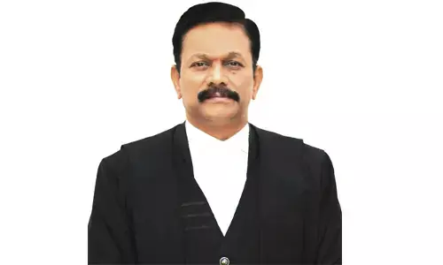 నన్ను ట్రోల్ చేస్తున్నారు..ఏపీ హైకోర్టు జడ్జి సంచలన వ్యాఖ్యలు