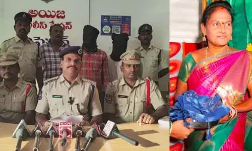 తల్లి అక్రమ సంబంధం.. తండ్రితో కలిసి తల్లిని చంపిన కొడుకు