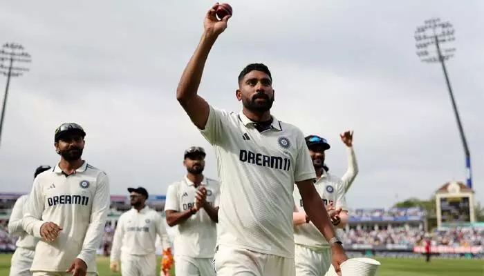 రేపు ఏం జరుగుతుందో తెలియదు : సిరాజ్ రేపు ఏం జరుగుతుందో తెలియదు : సిరాజ్