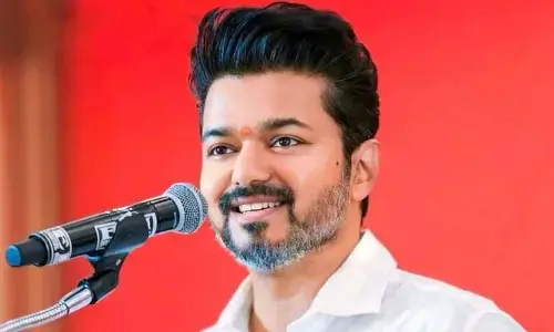 ముఖ్యమంత్రి అభ్యర్థిగా దళపతి విజయ్