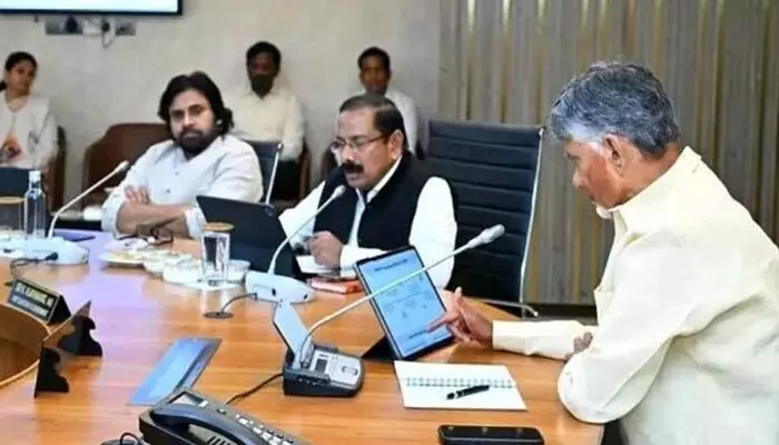 ఈ నెల 9న ఏపీ కేబినెట్ మీటింగ్.. చర్చించే అంశాలివే! ఈ నెల 9న ఏపీ కేబినెట్ మీటింగ్.. చర్చించే అంశాలివే!