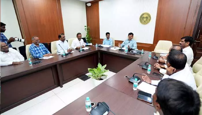 రెవెన్యూ శాఖలో ప్రమోషన్ల కల్పించండి : ట్రెసా రెవెన్యూ శాఖలో ప్రమోషన్ల కల్పించండి : ట్రెసా
