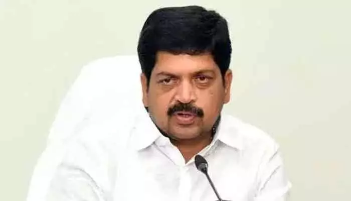 త్వరలో వైసీపీ ఆఫీసుకు టూలెట్ బోర్డు తప్పదు: మంత్రి కొల్లు రవీంద్ర సంచలన వ్యాఖ్యలు త్వరలో వైసీపీ ఆఫీసుకు టూలెట్ బోర్డు తప్పదు: మంత్రి కొల్లు రవీంద్ర సంచలన వ్యాఖ్యలు
