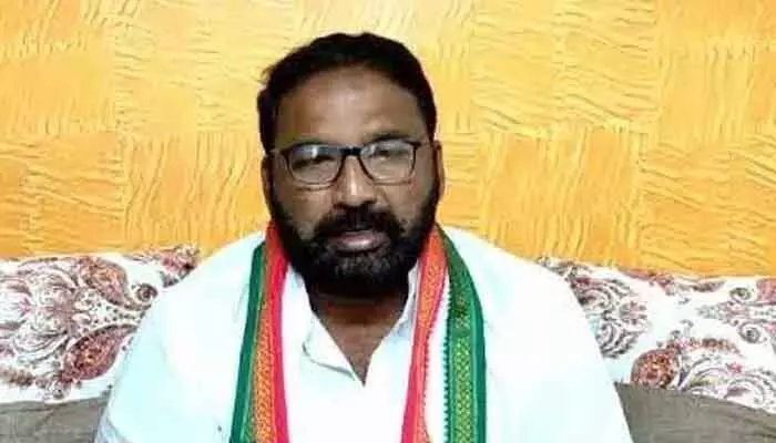 తెలంగాణలో మాత్రమే ముస్లింలు కనిపిస్తున్నారా?: మంత్రి వాకిటి కౌంటర్ తెలంగాణలో మాత్రమే ముస్లింలు కనిపిస్తున్నారా?: మంత్రి వాకిటి కౌంటర్