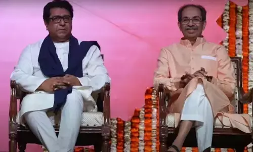మరాఠా భూమిపై హిందీని బలవంతంగా రుద్దలేరు.. ఉద్దవ్, రాజ్ ఠాక్రే