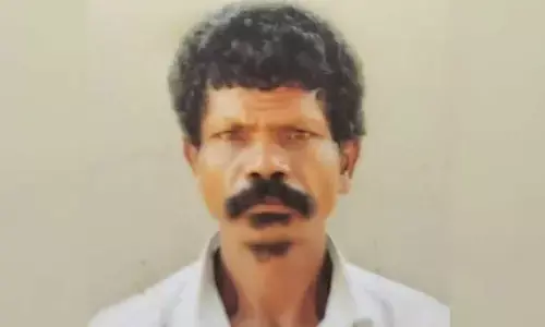 బాతులను కాపాడేందుకు బావిలోకి దిగి వృద్ధుడు మృతి..