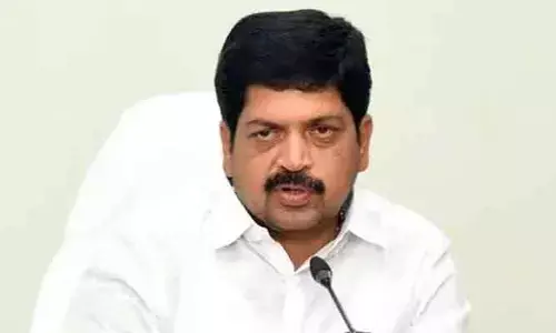 త్వరలో వైసీపీ ఆఫీసుకు టూలెట్ బోర్డు తప్పదు: మంత్రి కొల్లు రవీంద్ర సంచలన వ్యాఖ్యలు