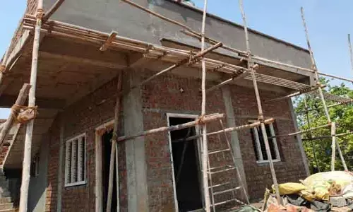 ఇందిరమ్మ ఇంటి నిర్మాణంలో అవకతవకలు..?