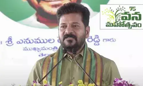 రాబోయే ఎన్నికల్లో మహిళలకు 60 సీట్లు కేటాయిస్తాం.. సీఎం రేవంత్ రెడ్డి సంచలన వ్యాఖ్యలు