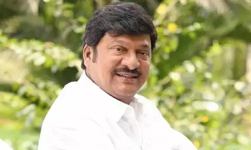 మళ్లీ అడ్డంగా దొరికిపోయిన రాజేంద్ర ప్రసాద్.. మాజీ ప్రధానిపై వివాదాస్పద కామెంట్స్.. దుమ్మెత్తిపోస్తున్న నెటిజన్లు