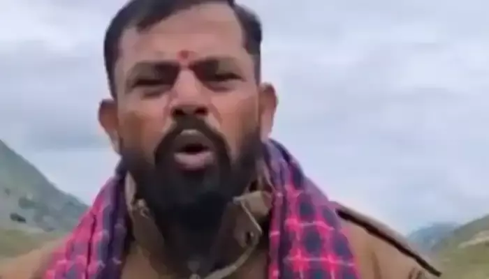 అమర్నాథ్ యాత్రలో రాజాసింగ్... బీజేపీపై హాట్ కామెంట్స్ ! అమర్నాథ్ యాత్రలో రాజాసింగ్... బీజేపీపై హాట్ కామెంట్స్ !