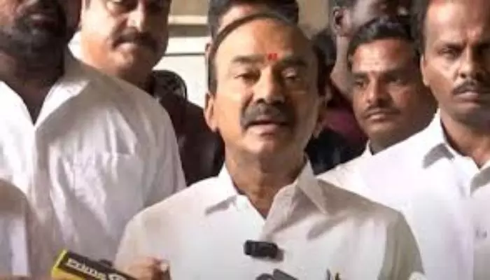 కల్లీ కల్లు మృతులకు రూ.కోటి నష్ట పరిహారం చెల్లించాలి: ఎంపీ ఈటల కల్లీ కల్లు మృతులకు రూ.కోటి నష్ట పరిహారం చెల్లించాలి: ఎంపీ ఈటల