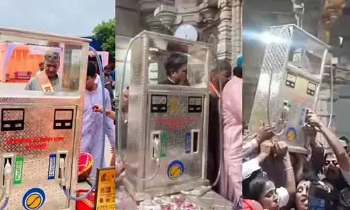 దేవుడికి గిఫ్ట్‌గా 10 కిలోల వెండి పెట్రోల్ పంప్