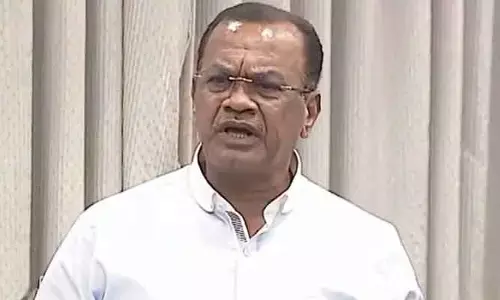 రెండు రోజులుగా భారీ వర్షాలు.. అధికారులకు మంత్రి కోమటిరెడ్డి కీలక ఆదేశాలు