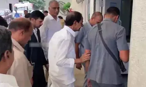 యశోదా ఆస్పత్రికి చేరుకున్న కేసీఆర్.. మరోసారి వైద్య పరీక్షలు