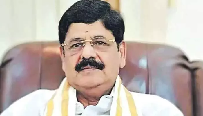 ‘ఆ ఉద్యోగుల సమస్యలపై సీఎంకు నివేదిక ఇస్తాం’.. మంత్రి కీలక వ్యాఖ్యలు ‘ఆ ఉద్యోగుల సమస్యలపై సీఎంకు నివేదిక ఇస్తాం’.. మంత్రి కీలక వ్యాఖ్యలు