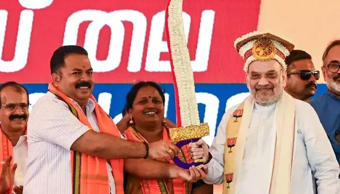 Amith shah: వికసిత్ కేరళనే బీజేపీ లక్ష్యం.. కేంద్ర మంత్రి అమిత్ షా Amith shah: వికసిత్ కేరళనే బీజేపీ లక్ష్యం.. కేంద్ర మంత్రి అమిత్ షా