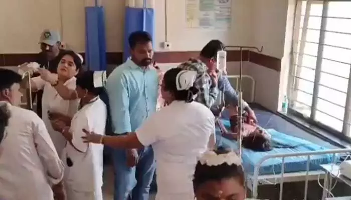 ఏపీలో షాకింగ్ ఘటన..బాత్రూంలోకి వెళ్లి అపస్మారక స్థితిలోకి వెళ్లిన ముగ్గురు చిన్నారులు ఏపీలో షాకింగ్ ఘటన..బాత్రూంలోకి వెళ్లి అపస్మారక స్థితిలోకి వెళ్లిన ముగ్గురు చిన్నారులు