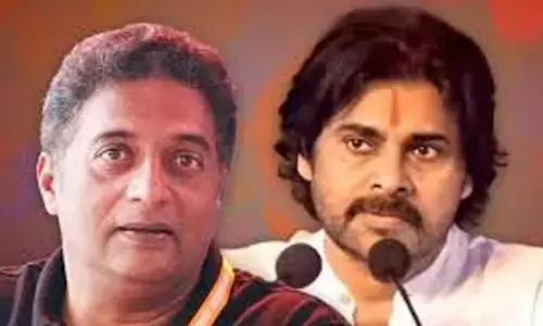 ‘ఛీ.. ఛీ ఈ రేంజ్‌కి అమ్ముకోవడమా’.. పవన్ కళ్యాణ్ పై రెచ్చిపోయిన నటుడు(వీడియో)