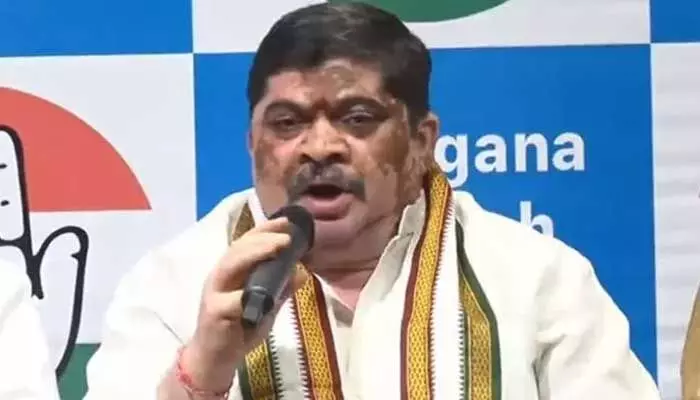BC Reservations: రిజర్వేషన్లను అడ్డుకోవాలని చూస్తే.. బీఆర్ఎస్, బీజేపీలకు మంత్రి పొన్నం హెచ్చరిక BC Reservations: రిజర్వేషన్లను అడ్డుకోవాలని చూస్తే.. బీఆర్ఎస్, బీజేపీలకు మంత్రి పొన్నం హెచ్చరిక