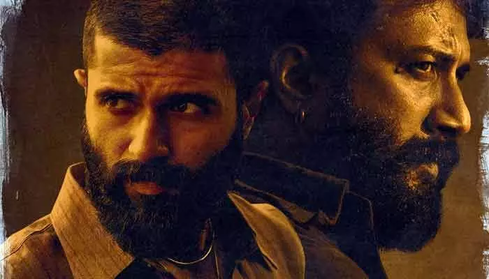Kingdom: అలాంటి బంధం మరొకటి లేదు.. ఎమోషనల్ టచ్తో వచ్చేసిన ‘కింగ్డమ్’ టీమ్ (పోస్టర్) Kingdom: అలాంటి బంధం మరొకటి లేదు.. ఎమోషనల్ టచ్తో వచ్చేసిన ‘కింగ్డమ్’ టీమ్ (పోస్టర్)