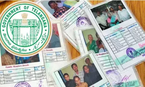 New Ration cards: ఫిజికల్ రేషన్ కార్డులు ఇప్పుడే కాదు.. మంత్రి ఉత్తమ్ కీలక వ్యాఖ్యలు