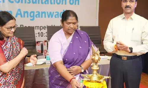 Seethakka: దేశానికే ఆద‌ర్శంగా తెలంగాణ అంగ‌న్‌వాడీ కేంద్రాలు: సీతక్క