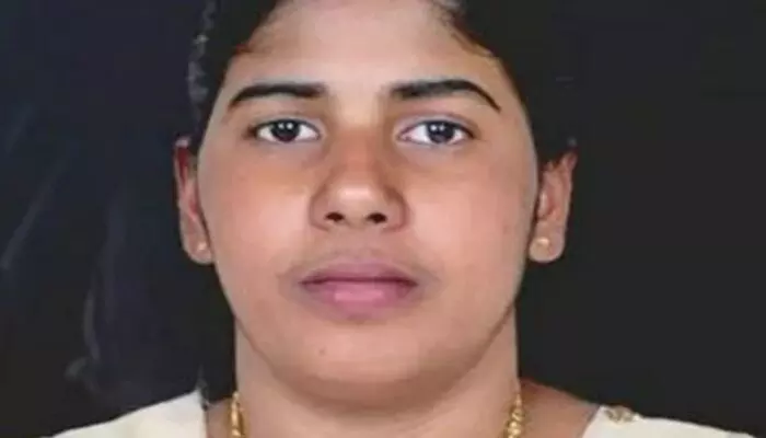 Nimisha Priya: నిమిష ప్రియ ఉరిశిక్ష వాయిదా Nimisha Priya: నిమిష ప్రియ ఉరిశిక్ష వాయిదా