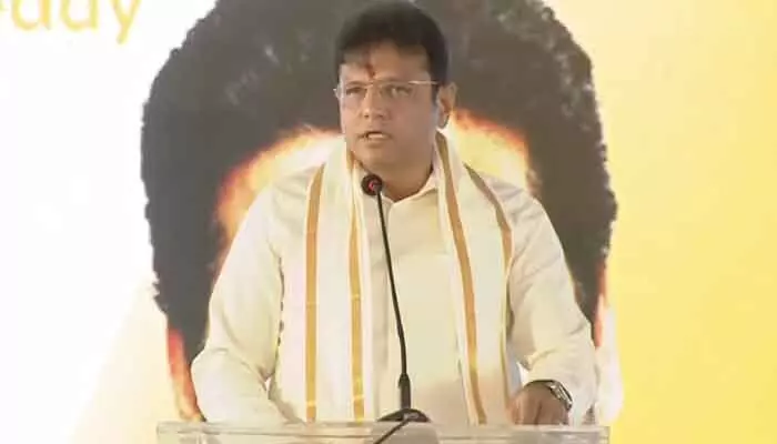 ‘గ్లోబల్ లైఫ్ సైన్సెస్ హబ్’గా తెలంగాణను మారుస్తాం.. మంత్రి శ్రీధర్ బాబు కీలక వ్యాఖ్యలు ‘గ్లోబల్ లైఫ్ సైన్సెస్ హబ్’గా తెలంగాణను మారుస్తాం.. మంత్రి శ్రీధర్ బాబు కీలక వ్యాఖ్యలు
