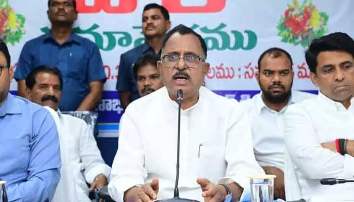 ప్రతి పథకం ప్రజలకు చేరాలి : ఎంపీ మల్లు రవి ప్రతి పథకం ప్రజలకు చేరాలి : ఎంపీ మల్లు రవి