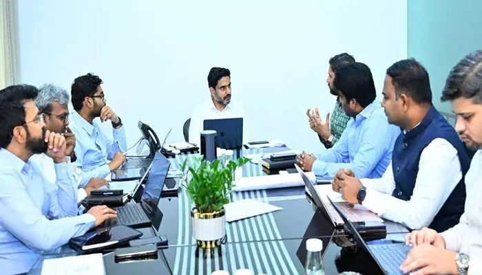 ఉద్యోగాల కల్పనే లక్ష్యం.. మంత్రి నారా లోకేష్ కీలక వ్యాఖ్యలు ఉద్యోగాల కల్పనే లక్ష్యం.. మంత్రి నారా లోకేష్ కీలక వ్యాఖ్యలు