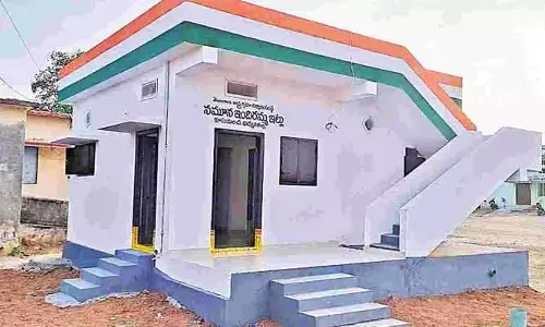 ఇల్లు కలగానే మిగిలిపోతోంది.. ఇందిరమ్మ పథకం అర్హులకు దూరం..!