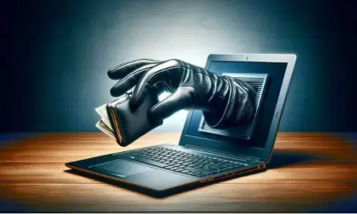 పెట్టుబడి మోసాలతో జాగ్రత్త!
