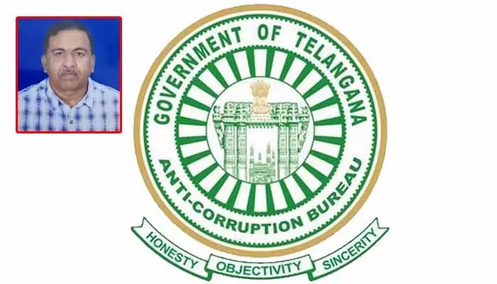 లంచం తీసుకుంటూ ఏసీబీకి చిక్కిన పంచాయతీరాజ్ ఇంజినీర్ ఇన్ చీఫ్ లంచం తీసుకుంటూ ఏసీబీకి చిక్కిన పంచాయతీరాజ్ ఇంజినీర్ ఇన్ చీఫ్