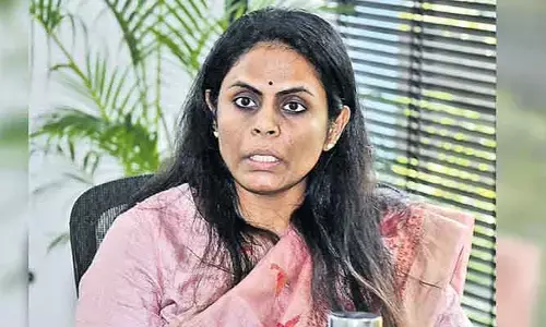అలుగు వర్షిణీ పవర్స్ కట్.. ఇక సెంట్రలైజ్డ్ అడ్మిషన్లకు స్వస్తి