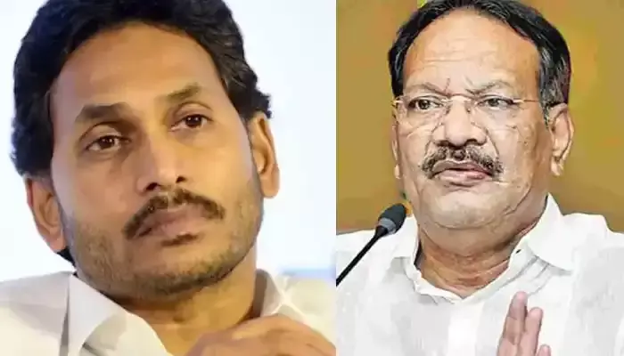 జగన్ కు నక్కా ఆనంద్ బాబు కౌంటర్..సినిమా డైలాగ్స్ ఉండాల్సిందే !