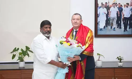 డిప్యూటీ సీఎం భట్టి విక్రమార్కను కలిసిన ఫ్రాన్స్ బృందం