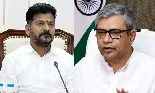 CM Revanth Reddy: కేంద్ర మంత్రి అశ్విని వైష్ణవ్ తో సీఎం రేవంత్ రెడ్డి భేటీ